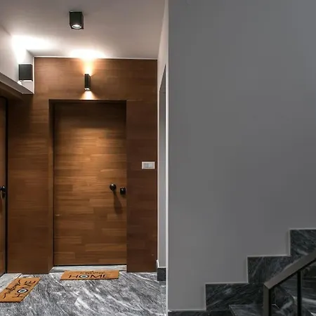 Athinais Urban Living 2 Just 2 Minutes From The Port Apartmán Iraklio