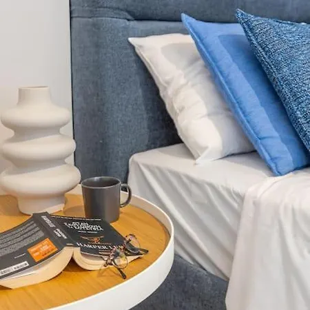 Athinais Urban Living 2 Just 2 Minutes From The Port Iraklio